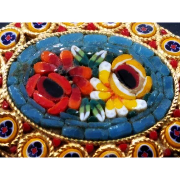 Vintage Italian Floral Micro Mosaic Oval Brooch, Murano Glass, 1950s, 1 1/2 Inch - Picture 2 of 10